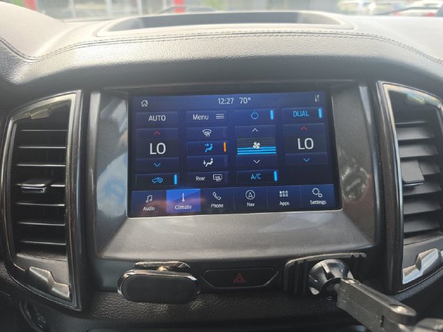 Used 2018 Jeep Grand Cherokee Limited w/ Luxury Group II AWD/4WD image 29