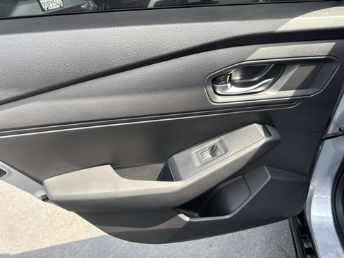 Used 2025 Honda Accord Sport image 8