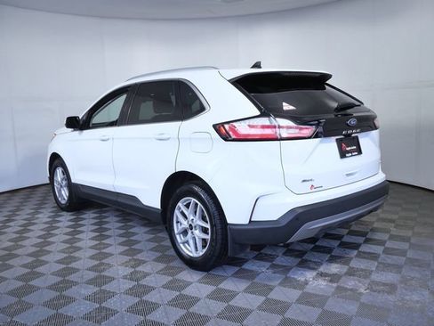 Certified 2023 Ford Edge SEL w/ Convenience Package AWD/4WD image 4