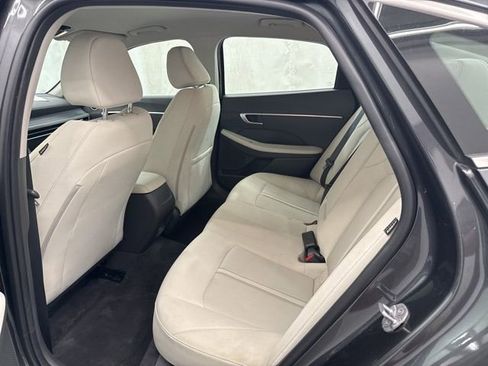 Used 2025 Hyundai Sonata SEL FWD image 17