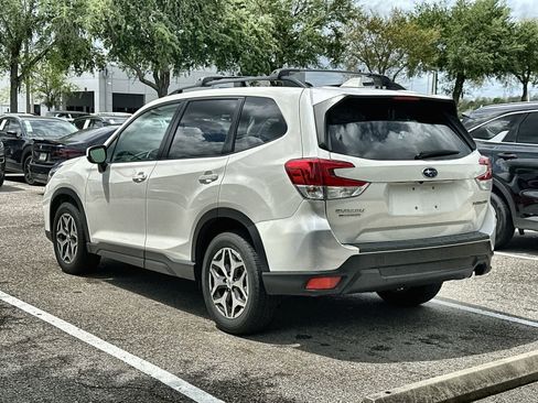 Used 2019 Subaru Forester Premium image 6