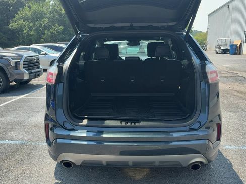 Used 2022 Ford Edge Titanium w/ Equipment Group 301A AWD/4WD image 17