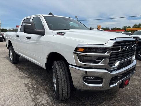 New 2026 RAM 2500 Tradesman w/ Chrome Appearance Group AWD/4WD image 6