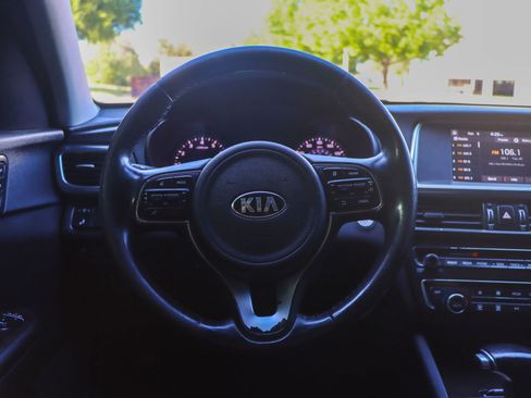 Used 2018 Kia Optima EX image 26