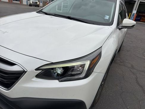 Used 2021 Subaru Outback Premium image 19