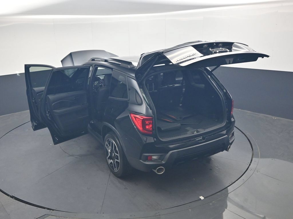 Used 2023 Honda Passport Elite image 38