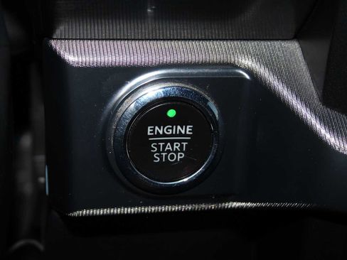 Used 2022 Ford F150 Raptor w/ Equipment Group 801A High AWD/4WD image 46