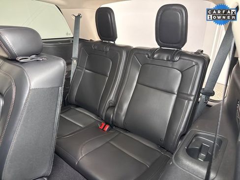 Used 2021 Lincoln Aviator Reserve w/ Elements Package Plus image 27