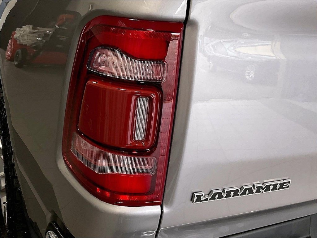 Used 2024 RAM 1500 Laramie AWD/4WD image 34