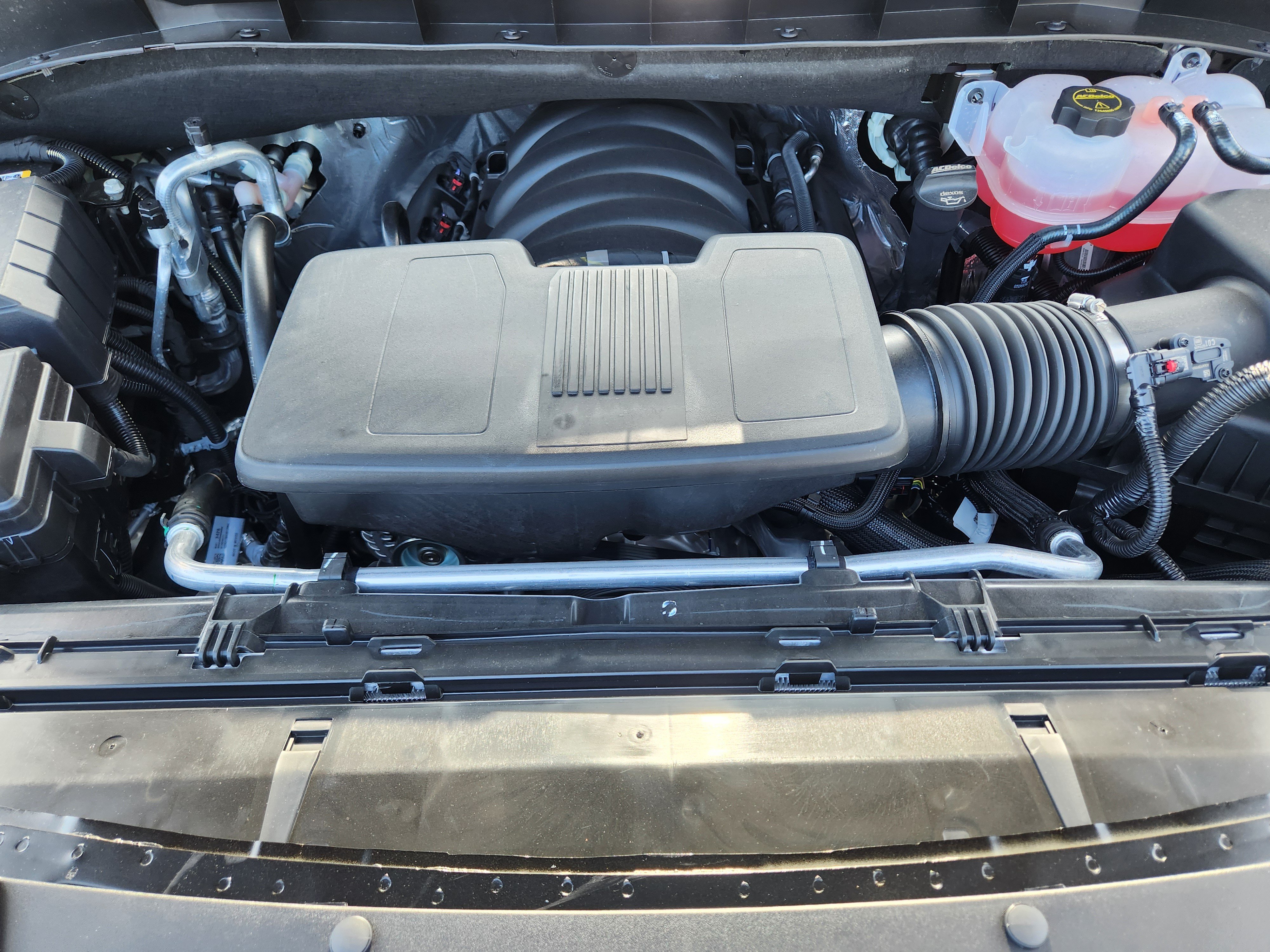New 2027 GMC Yukon AT4 w/ Technology Package AWD/4WD image 24