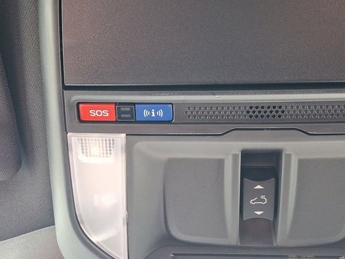 Used 2026 Subaru Forester Touring image 32