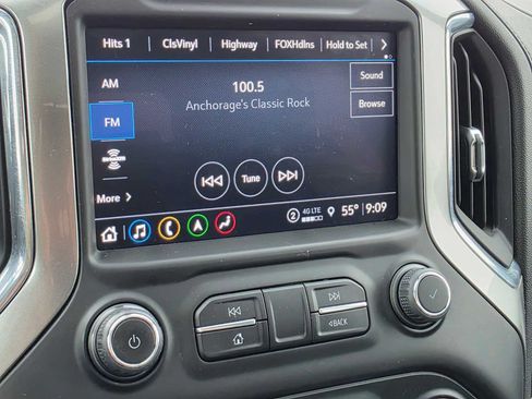 Used 2022 Chevrolet Silverado 1500 LTZ w/ LTZ Premium Package AWD/4WD image 29