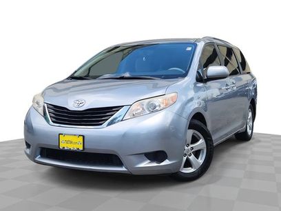 Used 2011 Toyota Sienna LE
