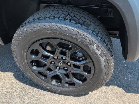 Used 2026 Chevrolet Colorado Trail Boss AWD/4WD image 16