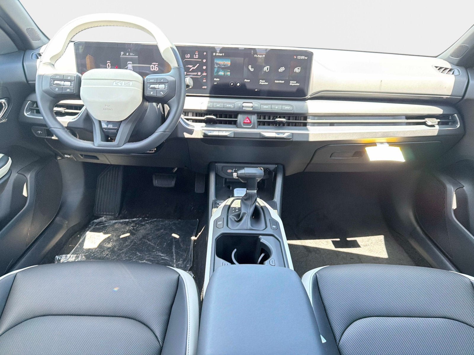 New 2026 Kia K4 GT-Line FWD image 12
