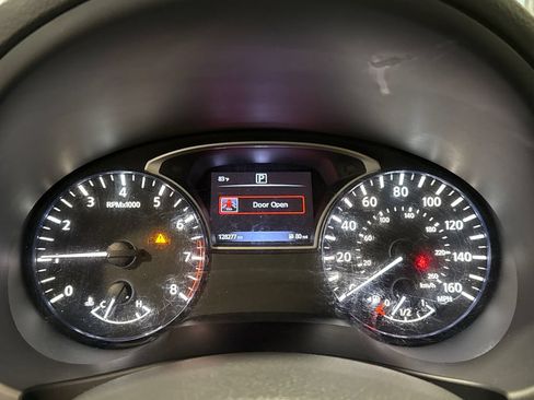 Used 2016 Nissan Altima 2.5 SR FWD image 20