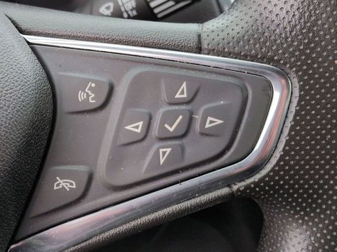 Used 2020 Chevrolet Equinox LT w/ LPO, Floor Liner Package AWD/4WD image 19