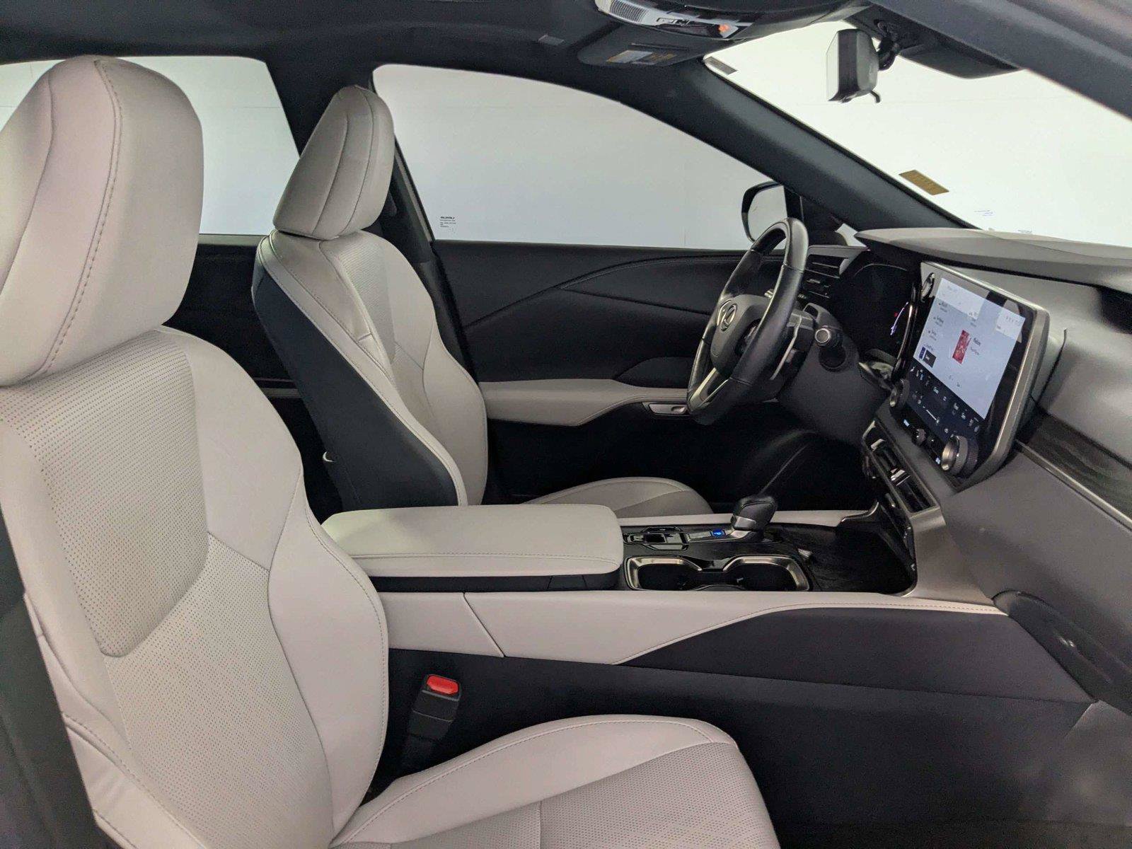 Used 2023 Lexus RX 350 Premium Plus w/ Accessory Package (Z1) FWD image 28
