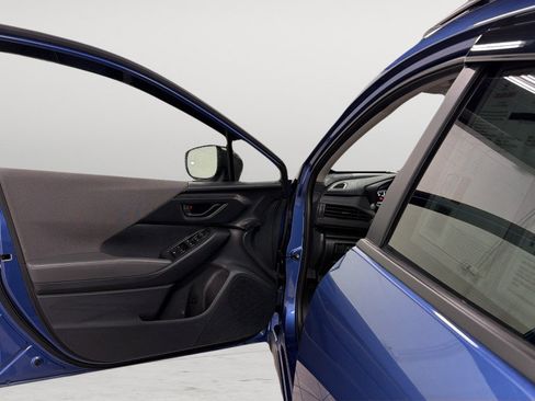 Certified 2025 Subaru Crosstrek 2.5i Premium AWD/4WD image 14