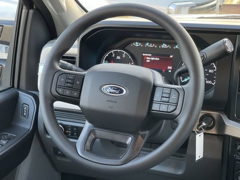 New 2026 Ford F450 XL w/ XL Chrome Package RWD image 14