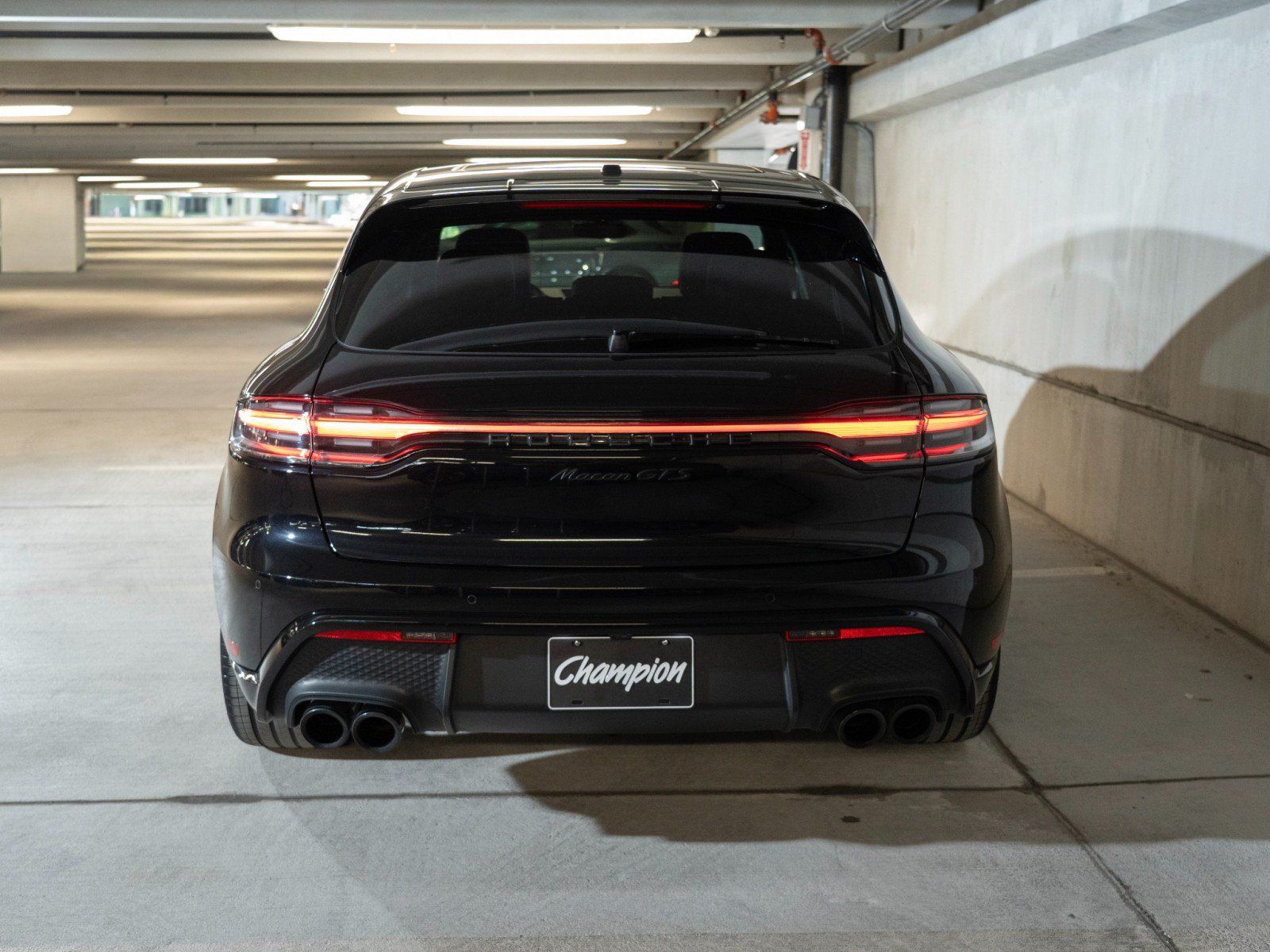 Used 2024 Porsche Macan GTS AWD/4WD image 10