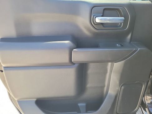 Certified 2023 Chevrolet Silverado 1500 Custom image 10