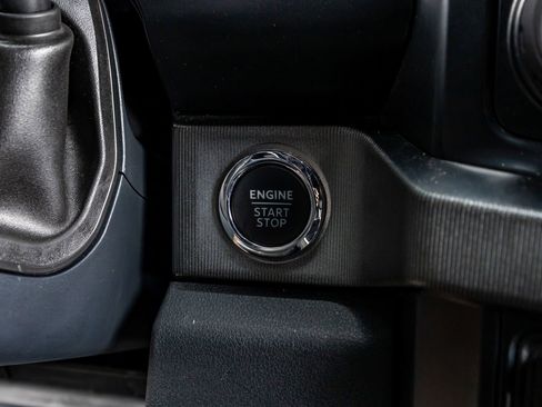 Used 2024 Ford F250 Platinum w/ Tremor Off-Road Package image 23