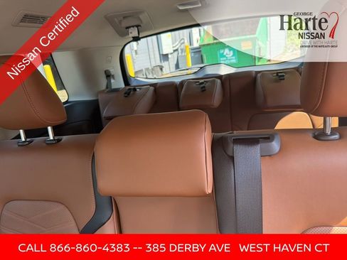 Certified 2025 Nissan Pathfinder Platinum w/ Cargo Package AWD/4WD image 18