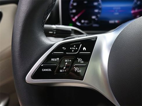 Used 2024 Mercedes-Benz C 300 Sedan image 15