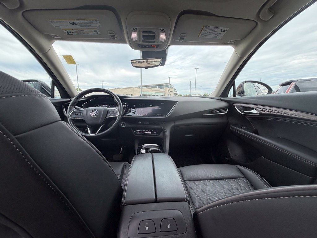 Used 2023 Buick Envision Avenir AWD/4WD image 25