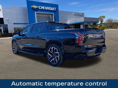 Used 2024 Chevrolet Silverado EV RST image 6