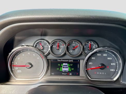 Used 2021 Chevrolet Silverado 2500 LT w/ Convenience Package image 38