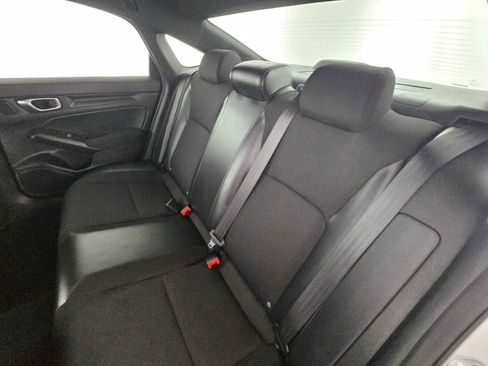 Used 2023 Honda Civic Sport image 17