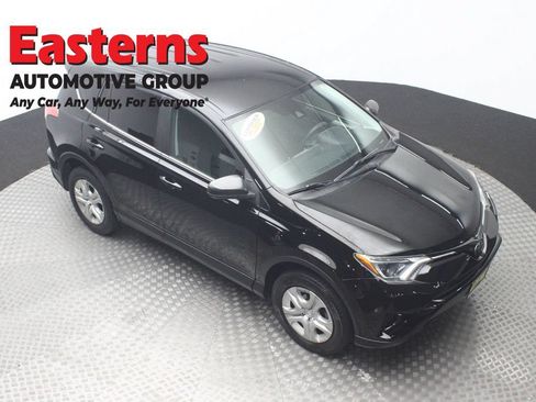 Used 2018 Toyota RAV4 LE w/ All Weather Liner Package FWD image 3