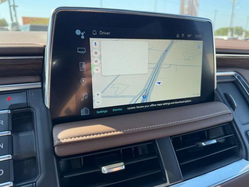 Used 2024 Chevrolet Tahoe High Country w/ Premium Package 2 image 23