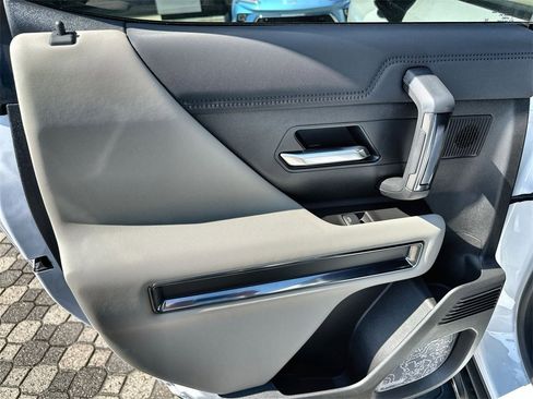 New 2026 GMC Hummer EV SUV image 15