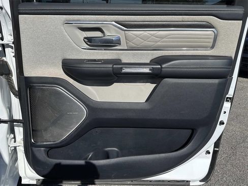 Used 2024 RAM 1500 Limited image 13