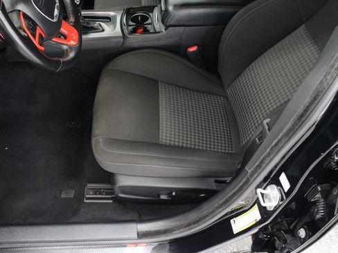Used 2023 Dodge Charger R/T w/ Blacktop Package RWD image 15