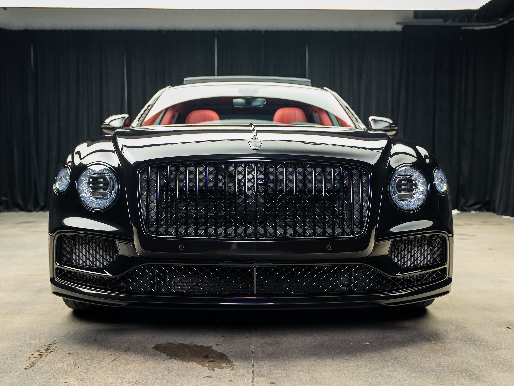 Used 2022 Bentley Flying Spur V8 AWD/4WD image 2