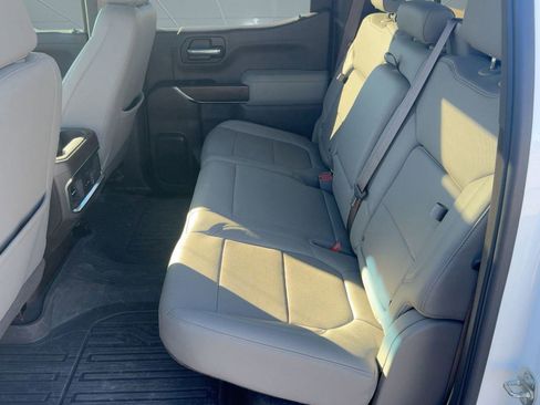 Used 2022 GMC Sierra 1500 SLT image 13
