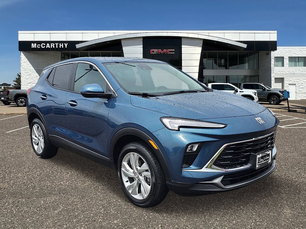 Used 2024 Buick Encore GX Preferred AWD/4WD image 1