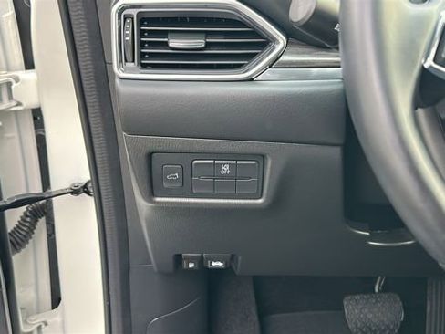 Used 2023 MAZDA CX-5 AWD 2.5 S w/ Premium Package image 18