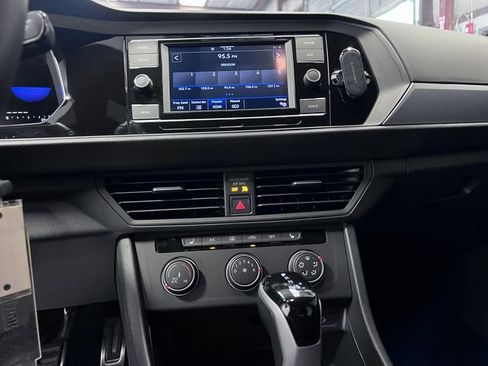 Certified 2024 Volkswagen Jetta Sport FWD image 24