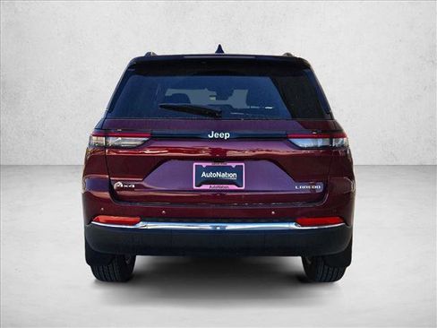 New 2025 Jeep Grand Cherokee Laredo X image 8