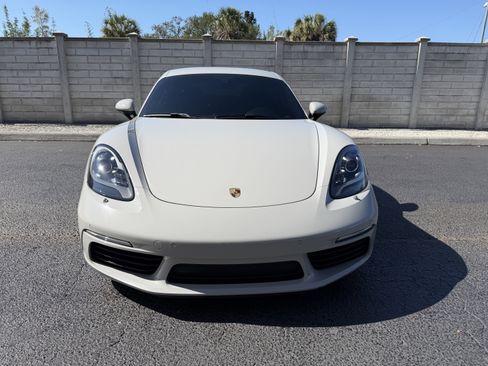 Certified 2019 Porsche 718 Cayman S RWD image 11