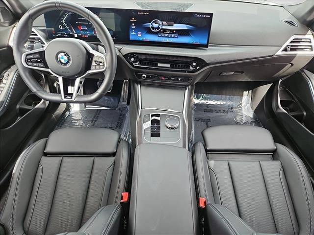 Used 2026 BMW 330i Sedan w/ M Sport Package RWD image 17