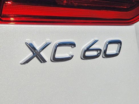New 2026 Volvo XC60 B5 Plus w/ Protection Package Premier AWD/4WD image 16
