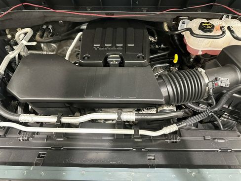 Certified 2025 Chevrolet Silverado 1500 LT RWD image 31