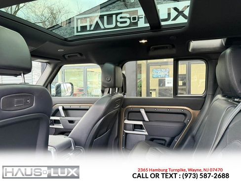 Used 2022 Land Rover Defender 110 X-Dynamic SE image 23