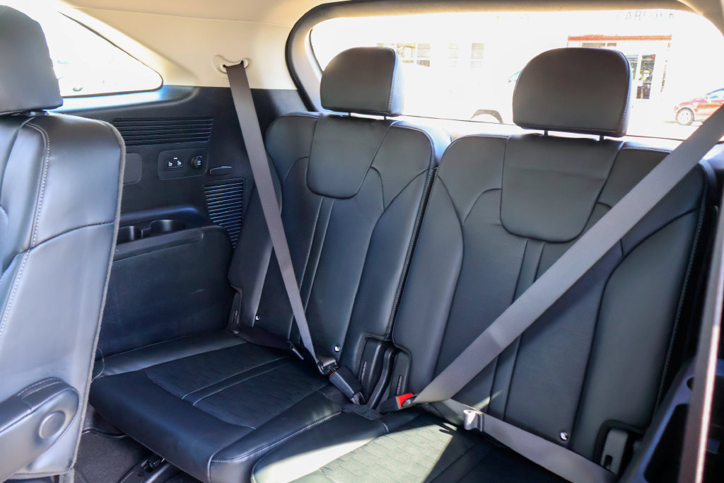 Used 2025 Kia Sorento EX FWD image 13